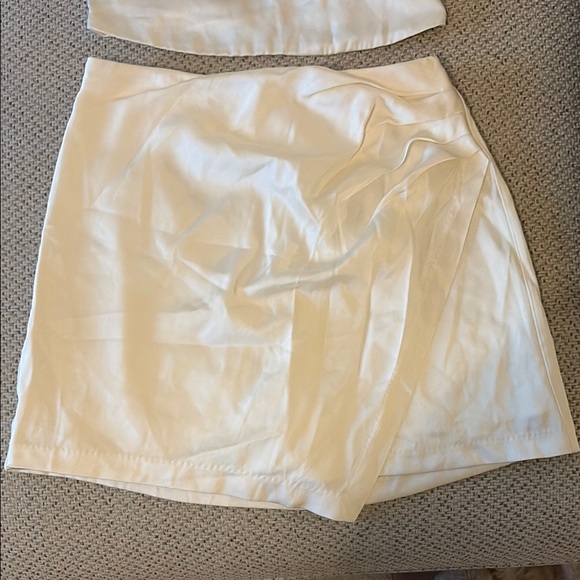 White skort set - Picture 3 of 6